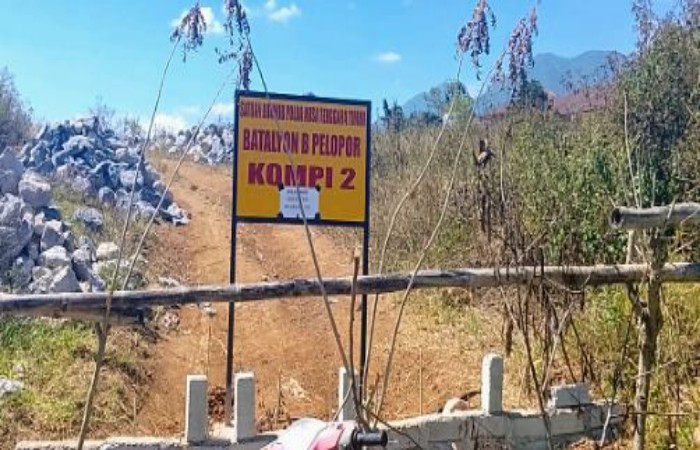 Proyek Jalan Tani di Compang Dalo Diblokade Brimob, Dinas Pertanian Akui Lahan Diklaim Milik Polri